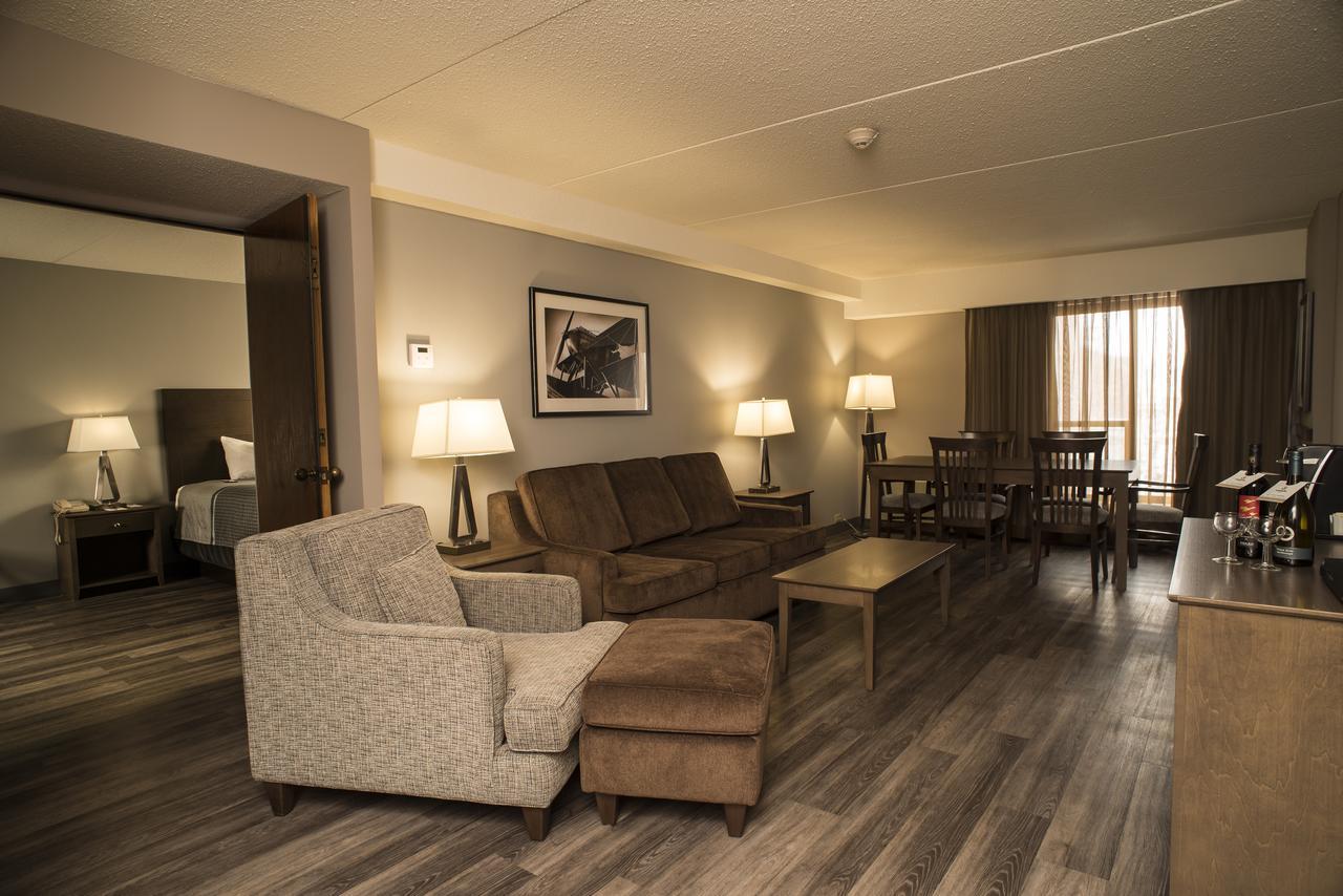 Valhalla Hotel & Conference Centre Thunder Bay Exteriör bild