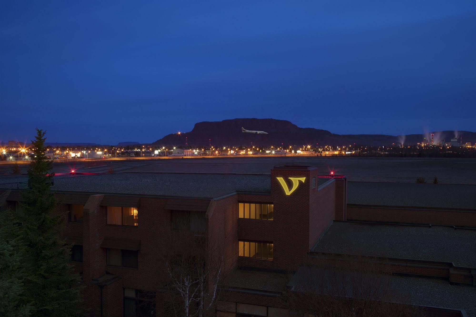 Valhalla Hotel & Conference Centre Thunder Bay Exteriör bild