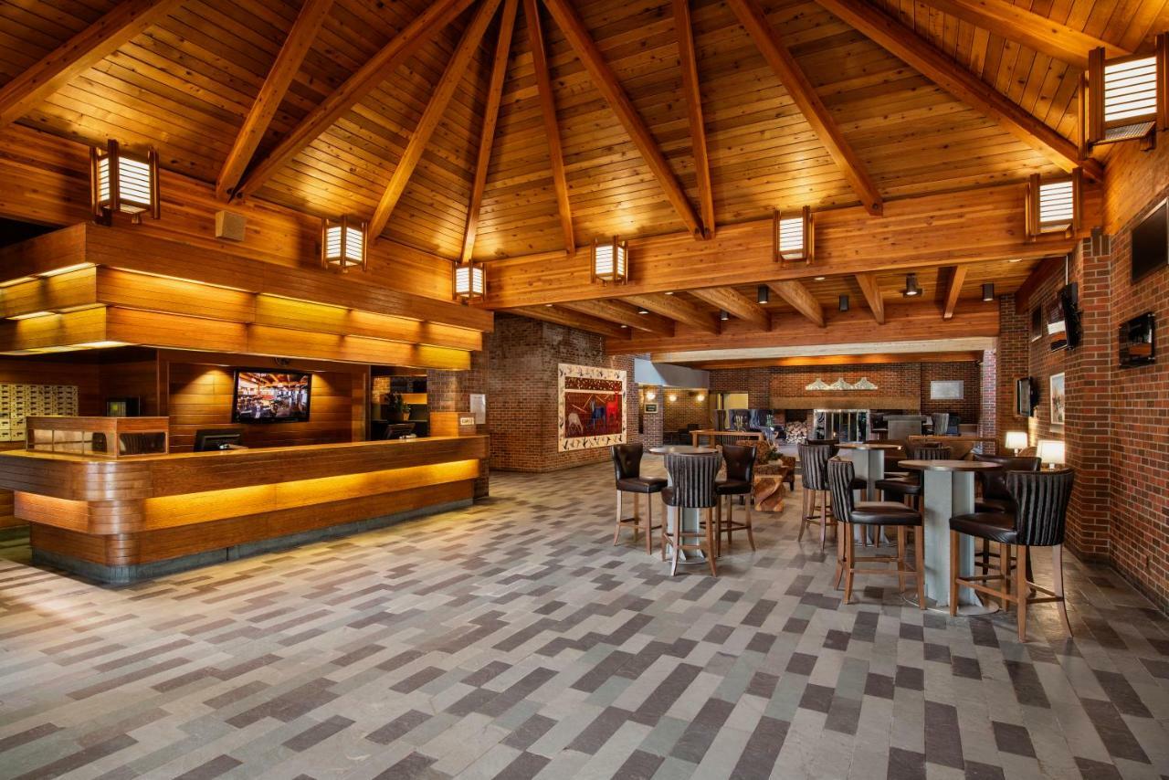 Valhalla Hotel & Conference Centre Thunder Bay Exteriör bild